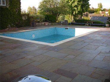 swimming pool cleaning kidderminster